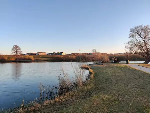 Kyle TX Homes & Lifestyle: Lake Kyle Park, Plum Creek Golf, and More