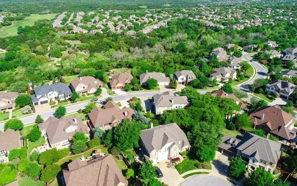 Top 3 Austin Suburbs to Buy a Home in 2025: Updated Market Data & Why They Stand Out
