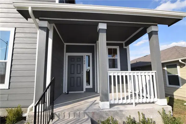 1700 Arborside DR, Austin, TX 78754