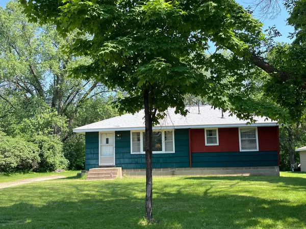 757 111th AVE NW, Coon Rapids, MN 55448