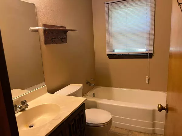 10101 W River RD, Brooklyn Park, MN 55444