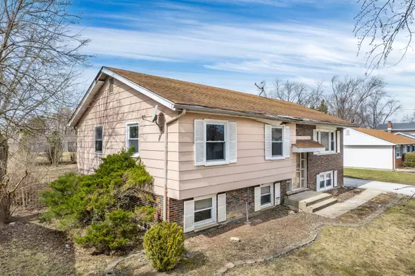 17720 Rosewood TER, Country Club Hills, IL 60478