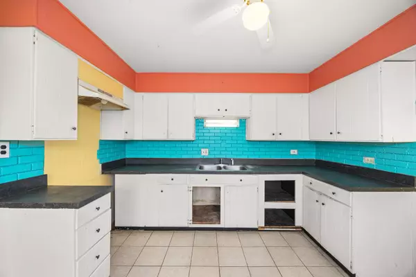 17720 Rosewood TER, Country Club Hills, IL 60478