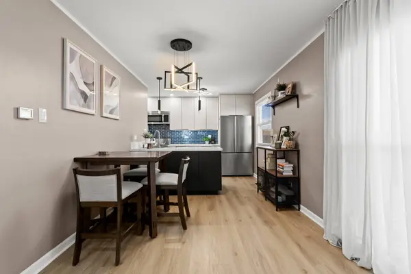 15930 76th AVE, Tinley Park, IL 60477