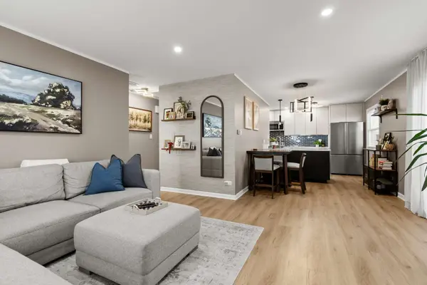 15930 76th AVE, Tinley Park, IL 60477