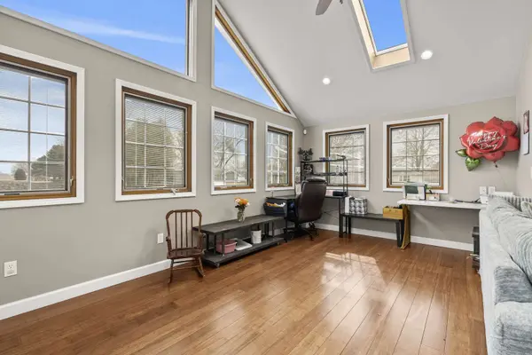 301 Fuller AVE, Streator, IL 61364