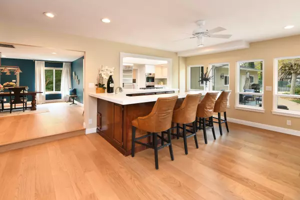 2200 Tice Valley Blvd, Walnut Creek, CA 94595-2616