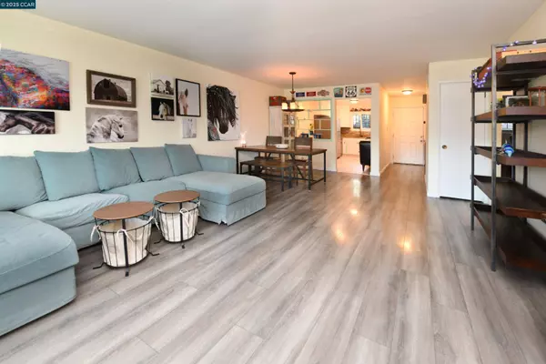 1984 Ascot Dr #C, Moraga, CA 94556