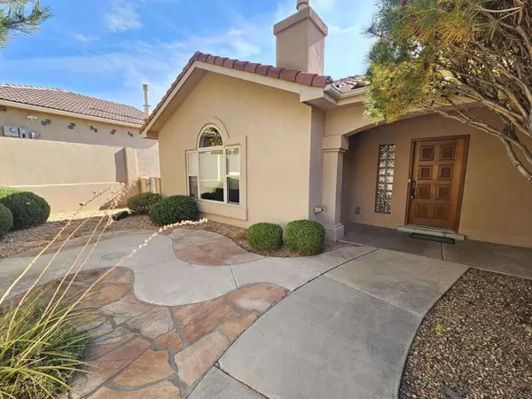12076 Crimson Glory RD NE, Albuquerque, NM 87122
