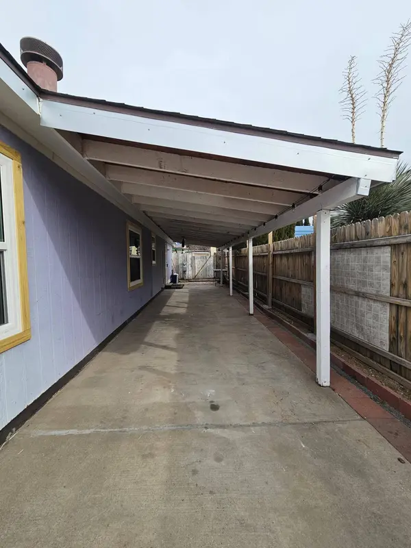 8404 Brook ST NE, Albuquerque, NM 87113