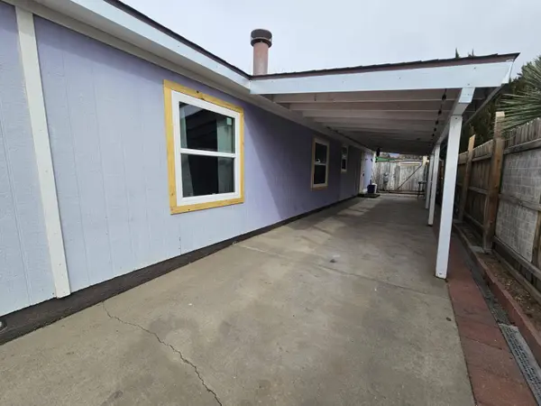 8404 Brook ST NE, Albuquerque, NM 87113