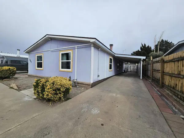 8404 Brook ST NE, Albuquerque, NM 87113
