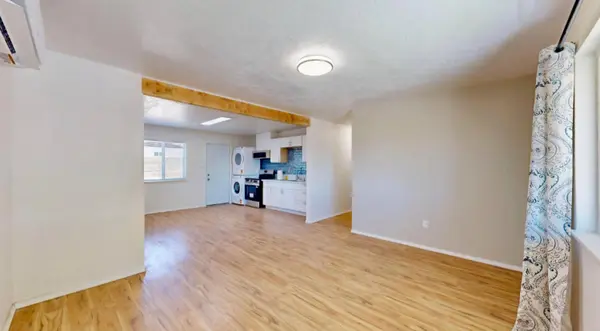 405 67th ST SW, Albuquerque, NM 87121