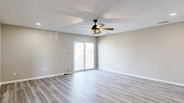 548 Star Villa CIR SE, Rio Rancho, NM 87124