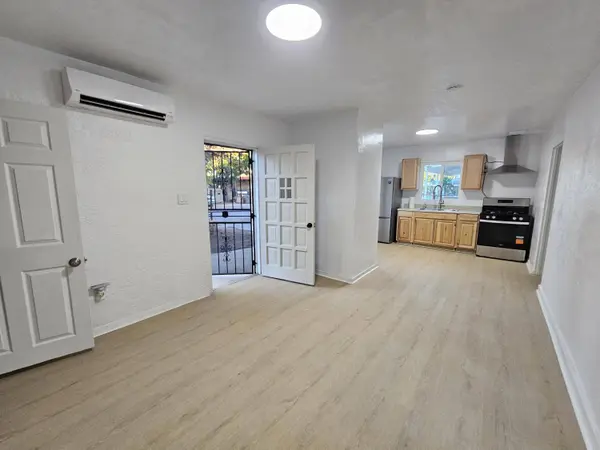 725 Cannon RD SW, Albuquerque, NM 87105