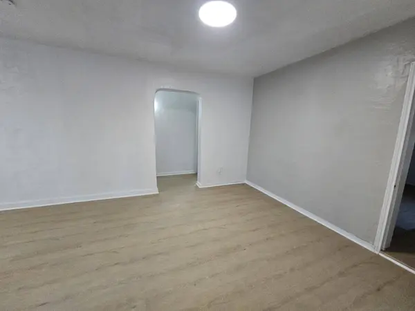 725 Cannon RD SW, Albuquerque, NM 87105