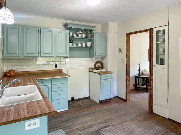 8631 241st AVE NE, Linwood Twp, MN 55079