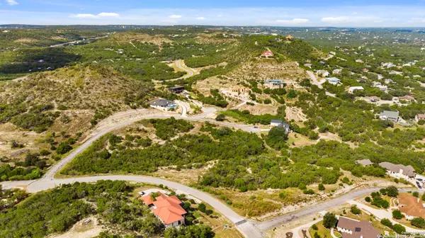 2440 Triple Peak, Canyon Lake, TX 78133