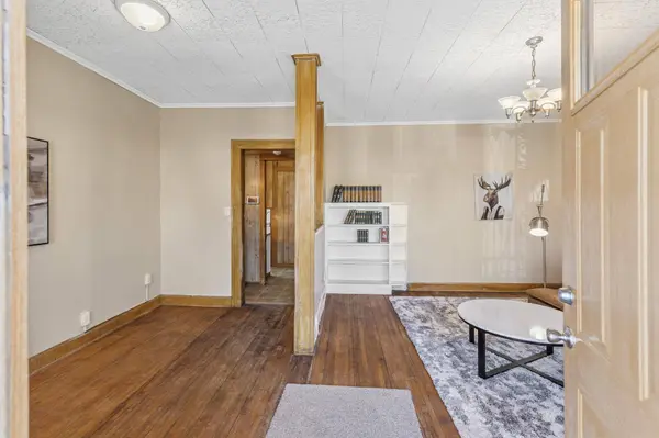 396 Van Buren Ave, Saint Paul, MN 55103