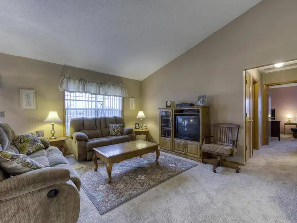 3335 Aaron DR, Elko New Market, MN 55054