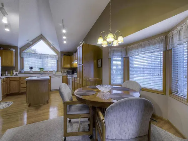 3335 Aaron DR, Elko New Market, MN 55054