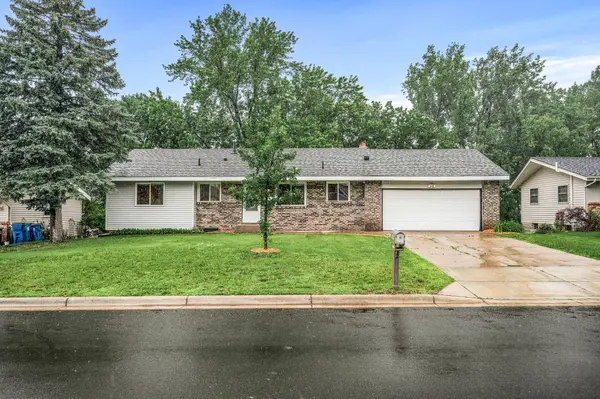 1691 Shakopee AVE E, Shakopee, MN 55379