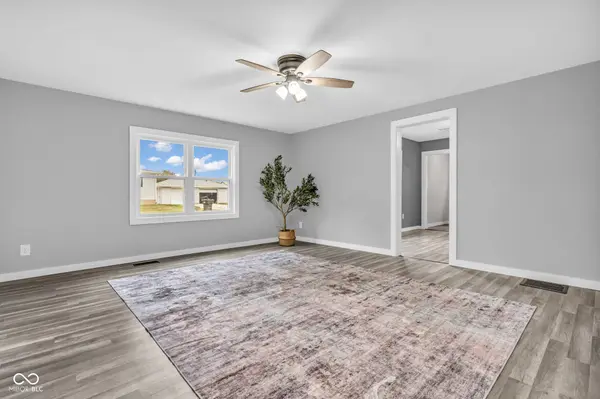 410 E 2nd ST, Russellville, IN 46175