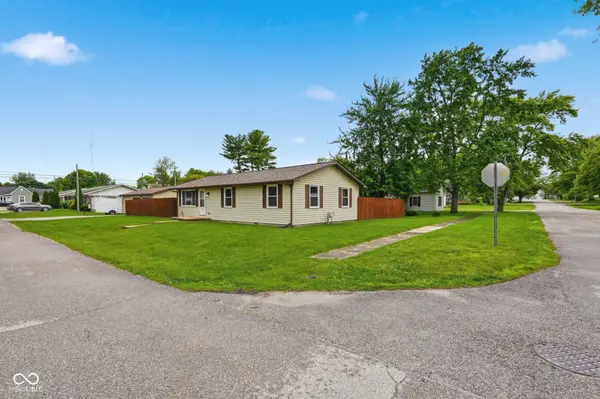 120 N High ST, Linden, IN 47955