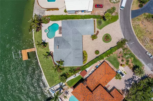 2788 70TH AVE S, St Petersburg, FL 33712