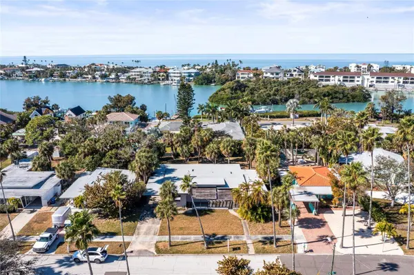 3110 W DE BAZAN AVE, St Pete Beach, FL 33706