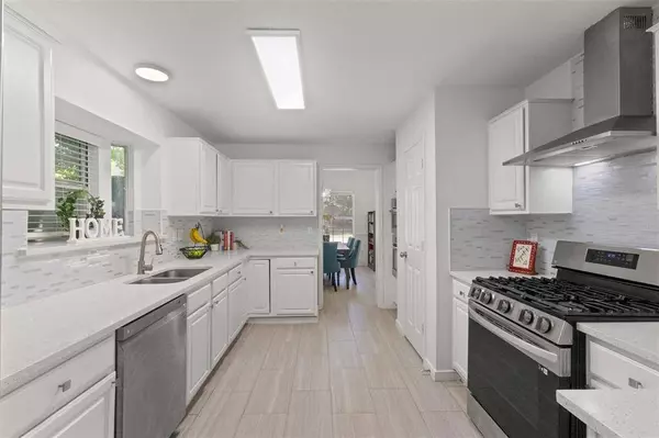 2624 Misty Glen Drive, Flower Mound, TX 75028