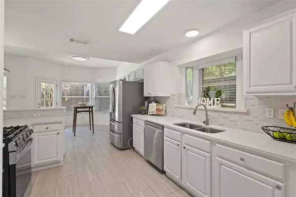 2624 Misty Glen Drive, Flower Mound, TX 75028