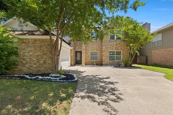 2624 Misty Glen Drive, Flower Mound, TX 75028