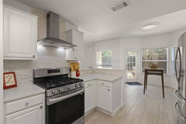 2624 Misty Glen Drive, Flower Mound, TX 75028