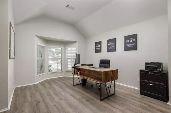 3124 Nighthawk Lane, Little Elm, TX 75068