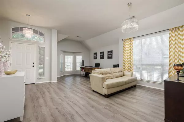 3124 Nighthawk Lane, Little Elm, TX 75068