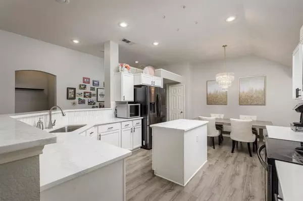 3124 Nighthawk Lane, Little Elm, TX 75068