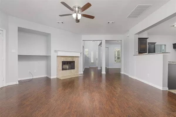 10117 Lakeview Drive, Providence Village, TX 76227