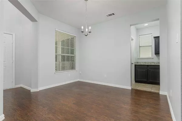 10117 Lakeview Drive, Providence Village, TX 76227