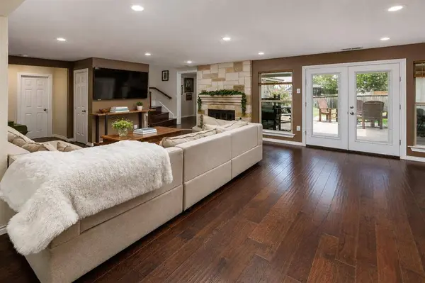 1433 Lincoln Place, Carrollton, TX 75006