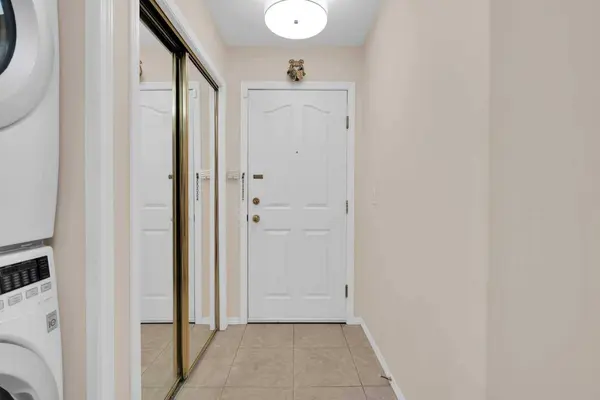 165 Manora PL NE #346, Calgary, AB T2A7X5