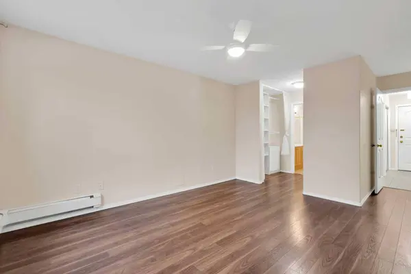 165 Manora PL NE #346, Calgary, AB T2A7X5