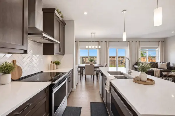 107 Savanna WAY NE, Calgary, AB T3J0Y6