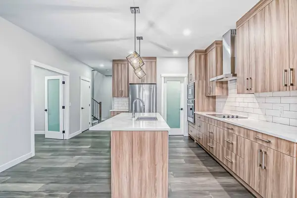 78 Baysprings GDNS SW, Airdrie, AB T4B 0R7
