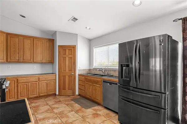24661 Rowland Ln, Corning, CA 96021