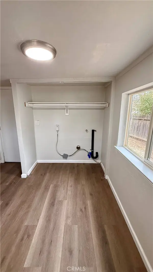 1212 Fig Ln, Corning, CA 96021