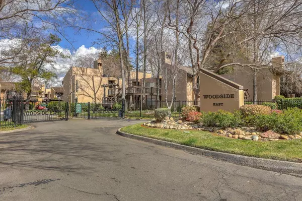 720 Woodside LN #8, Sacramento, CA 95825