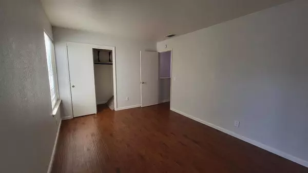 9131 Newhall DR #74, Sacramento, CA 95826