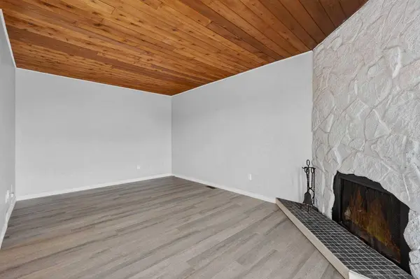 1203 44 ST SE #E, Calgary, AB T2A5E6