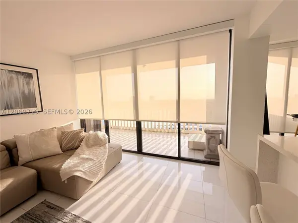 1000 W Island Blvd #1911, Aventura, FL 33160